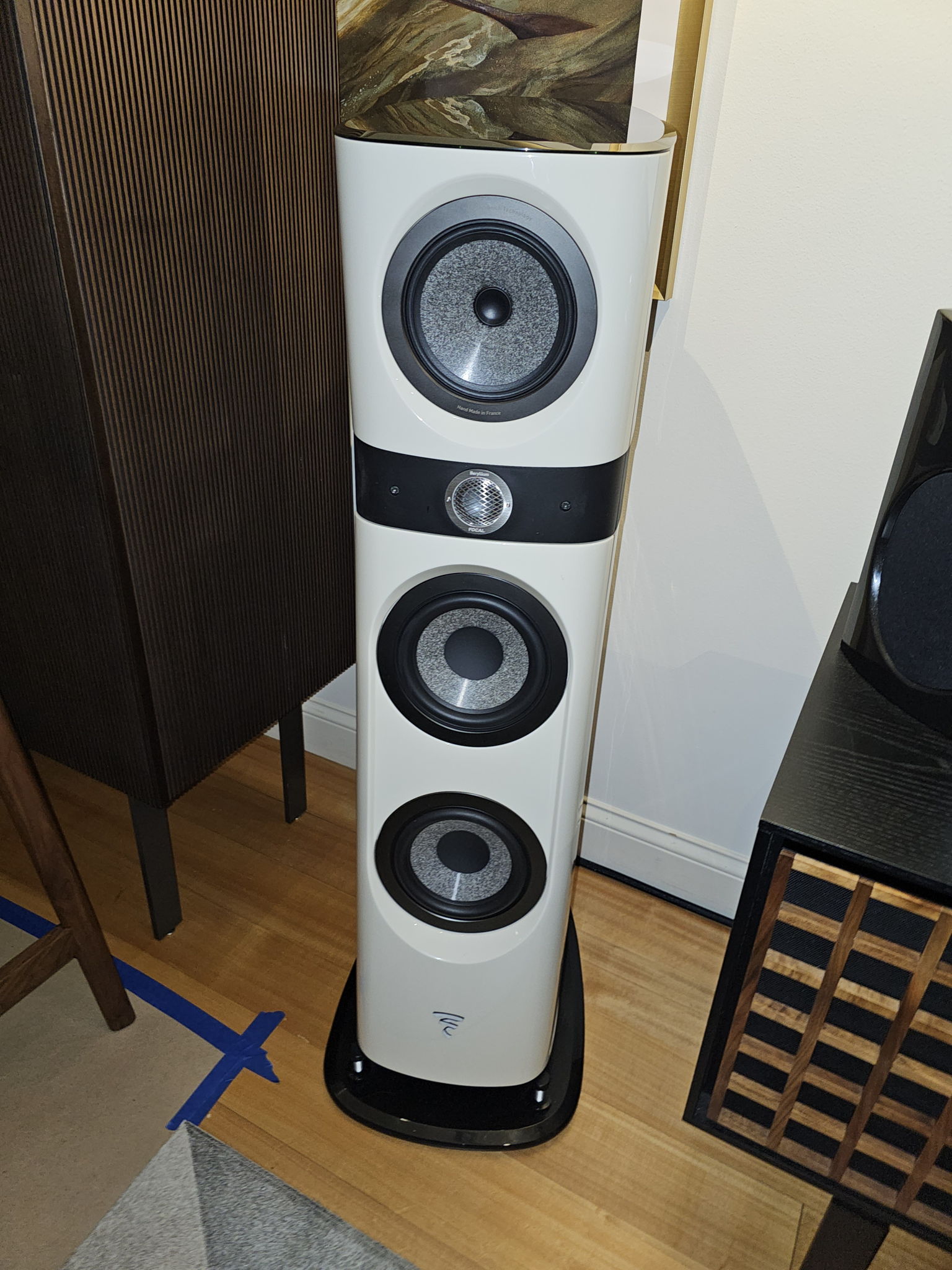 Exceptional Focal Sopra 2 speakers mint 3