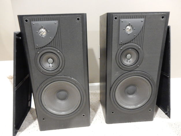 JBL LX-600 Vintage 3-Way Floorstanding Speakers (Refurb...