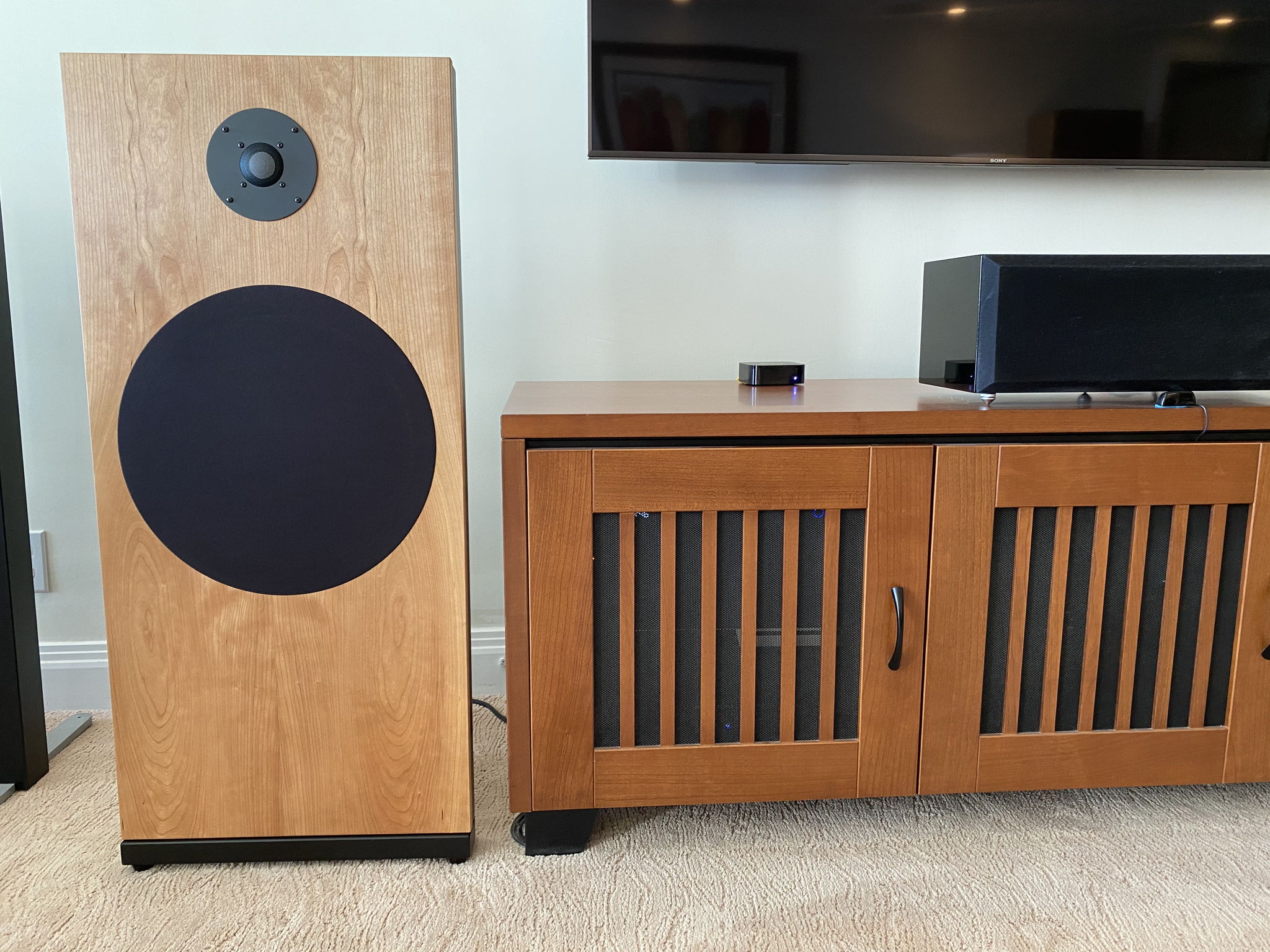 Spatial Audio Labs Sapphire M5 in cherry 2