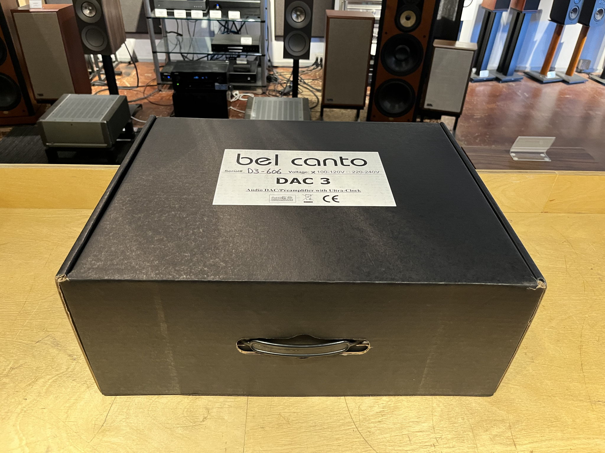Bel Canto Design e.One DAC 3 D/A Converter w/ Remote, B... 8