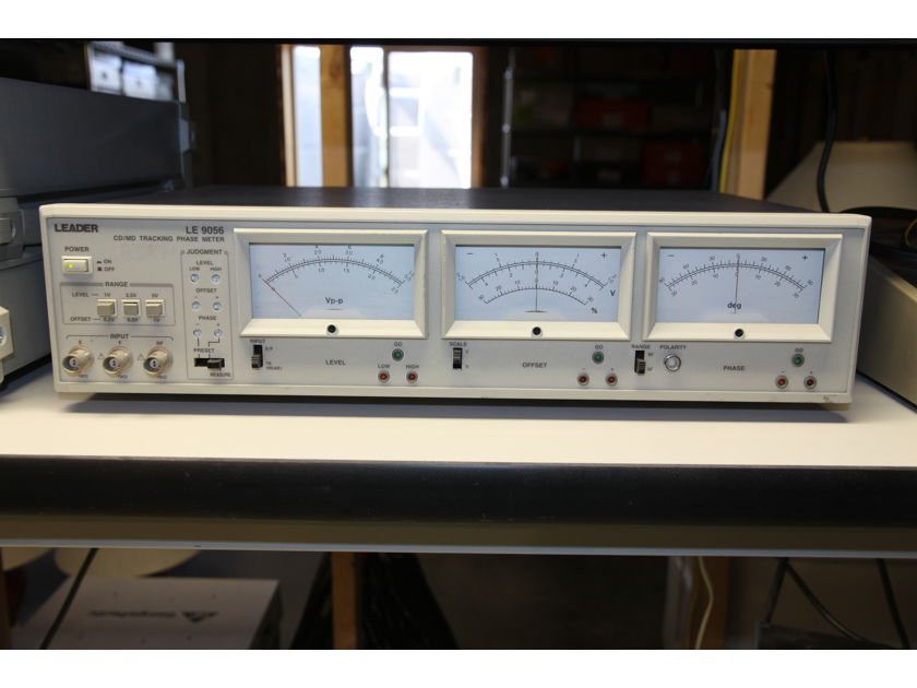 Leader LE9056 CD Tracking Phase Meter