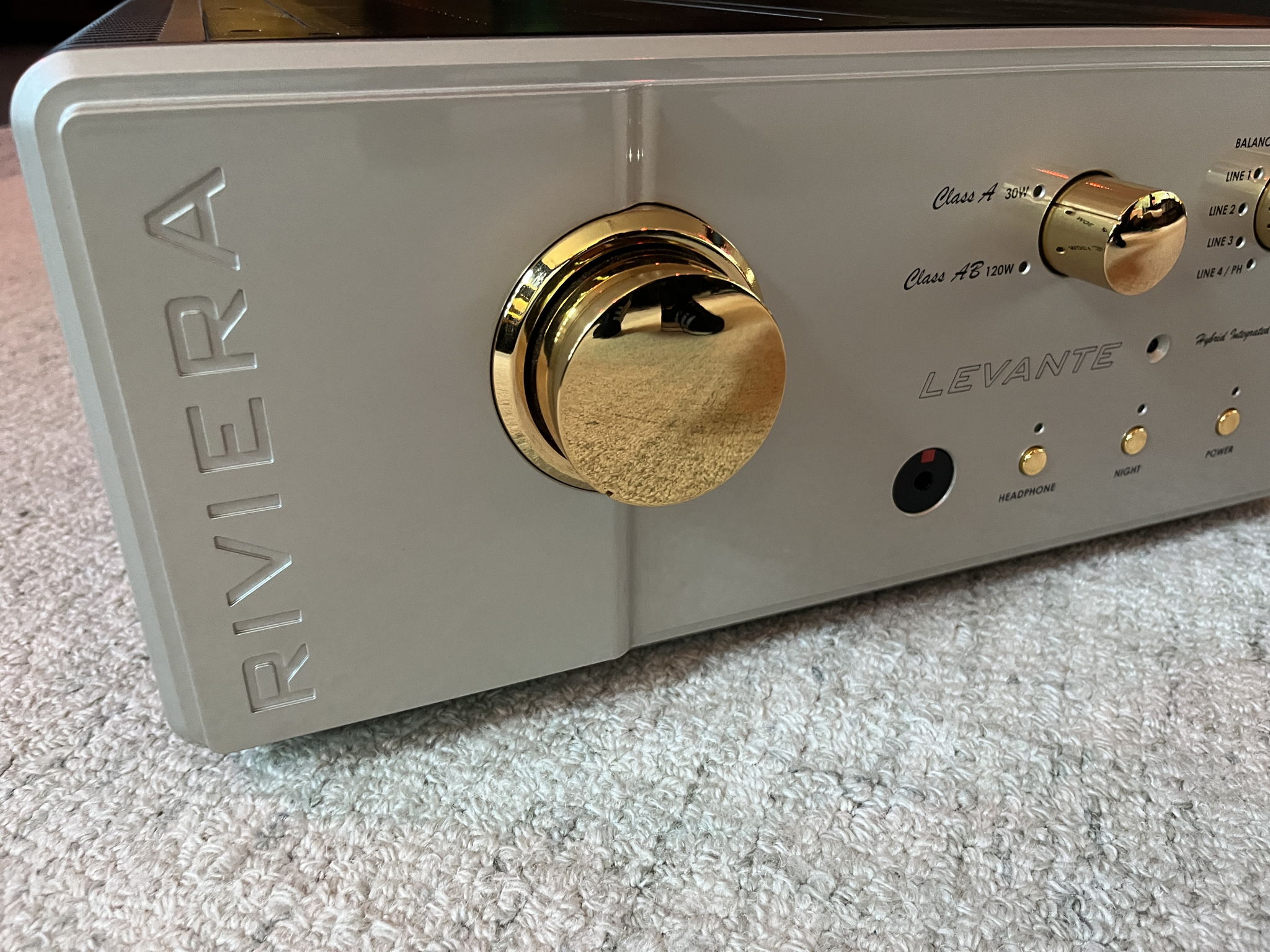 Riviera Labs Levante Integrated Amplifier Best of the Best 8