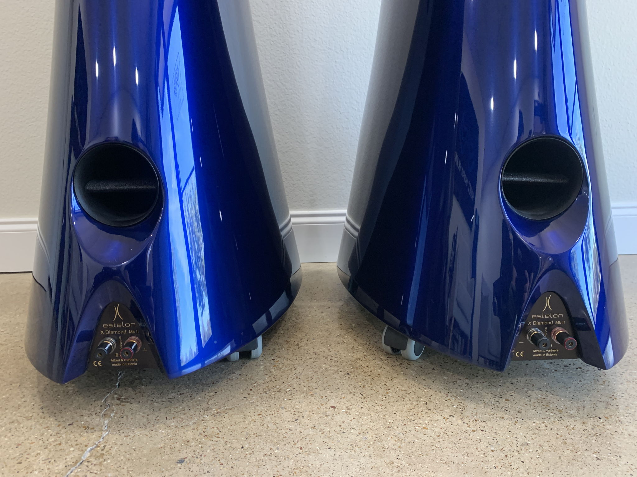 Estelon X Diamond MkII Speakers - Cobalt Blue - Excelle... 10