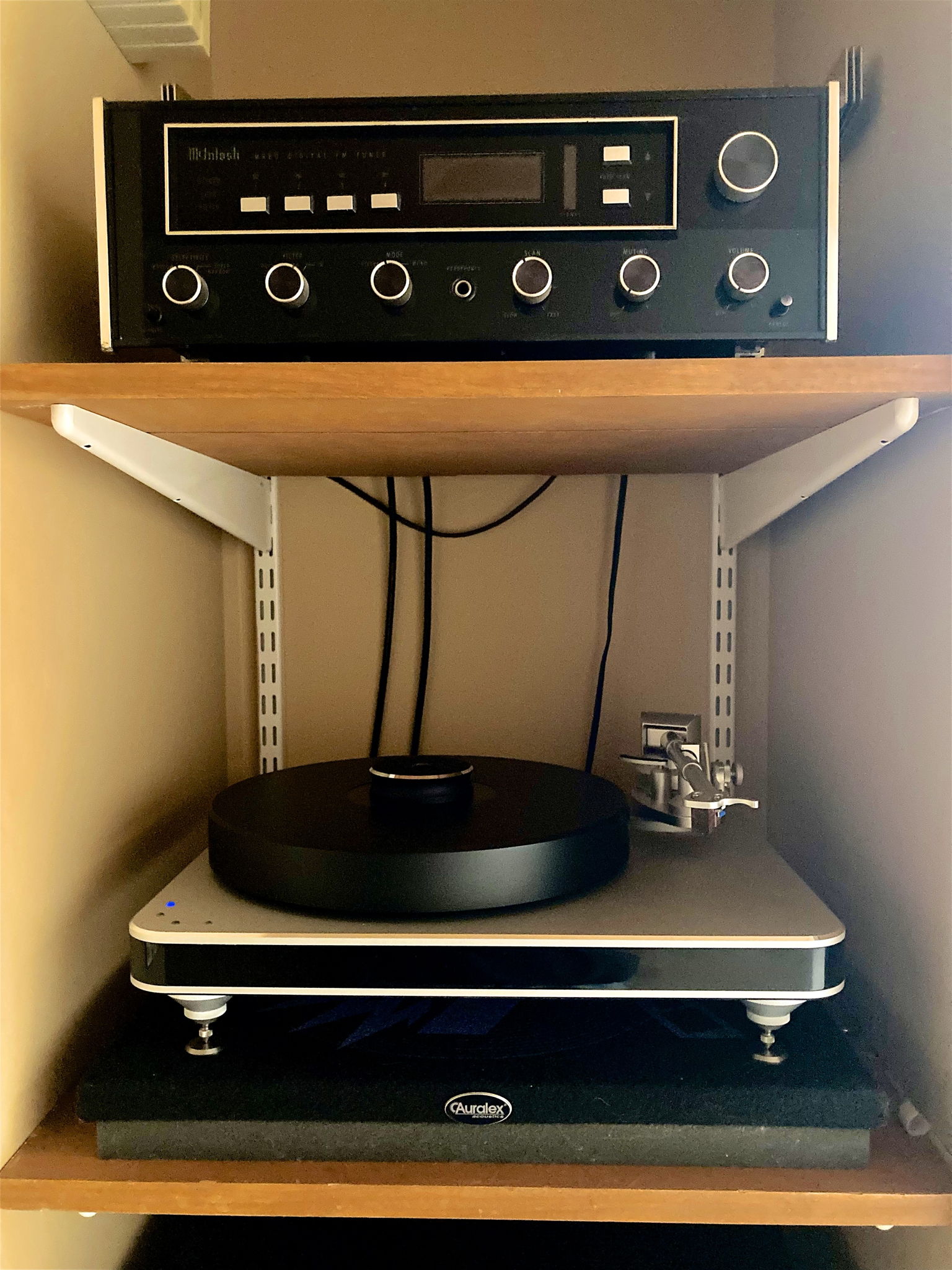 McIntosh MR80 and Clearaudio Table w Koetsu