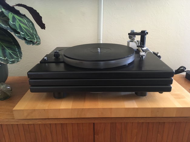 Well Tempered Table With Cardas Phono Box & Other Extras