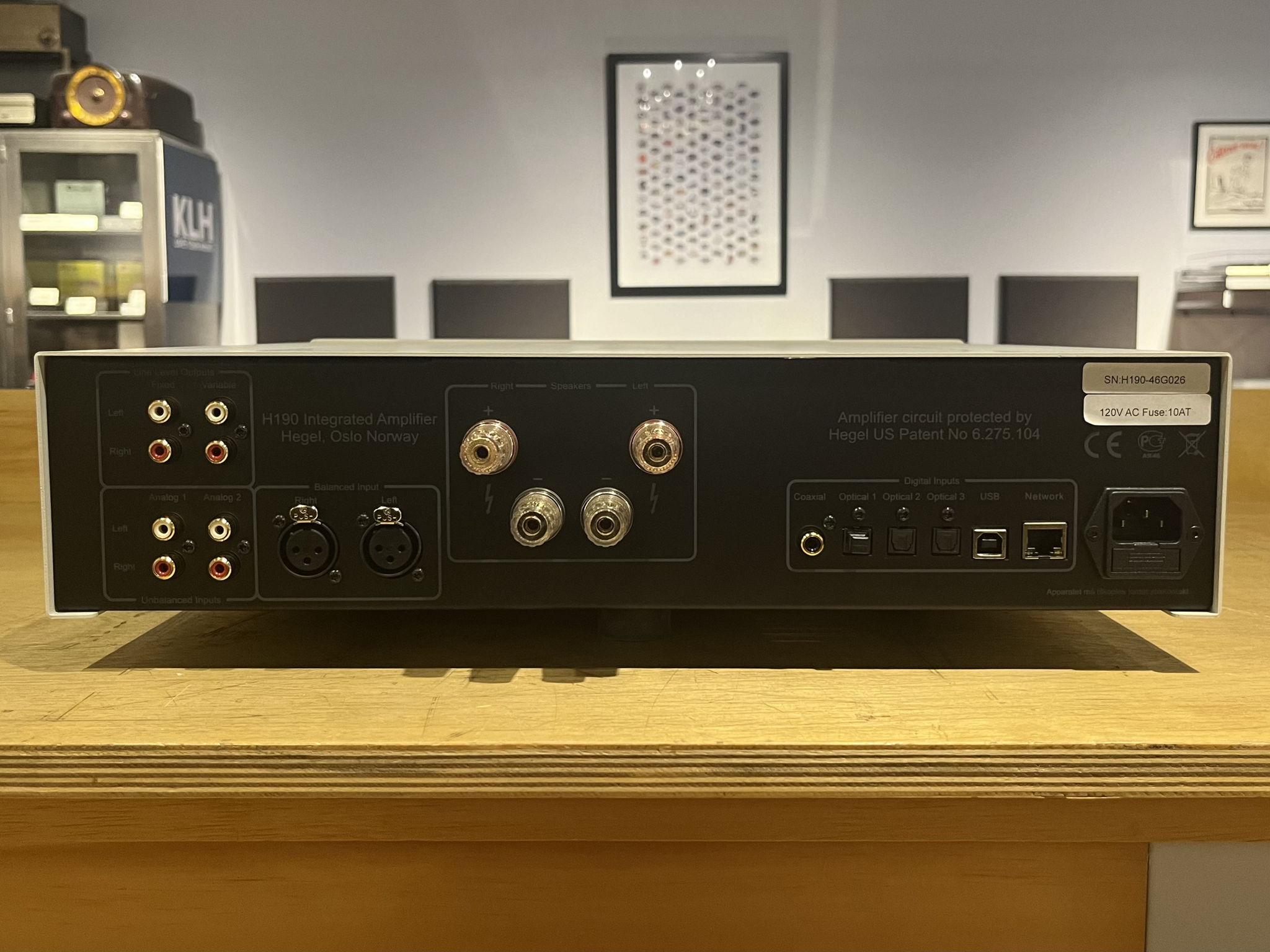 Hegel H190 Integrated Amplifier w/ Box, Manual & Remote... 7