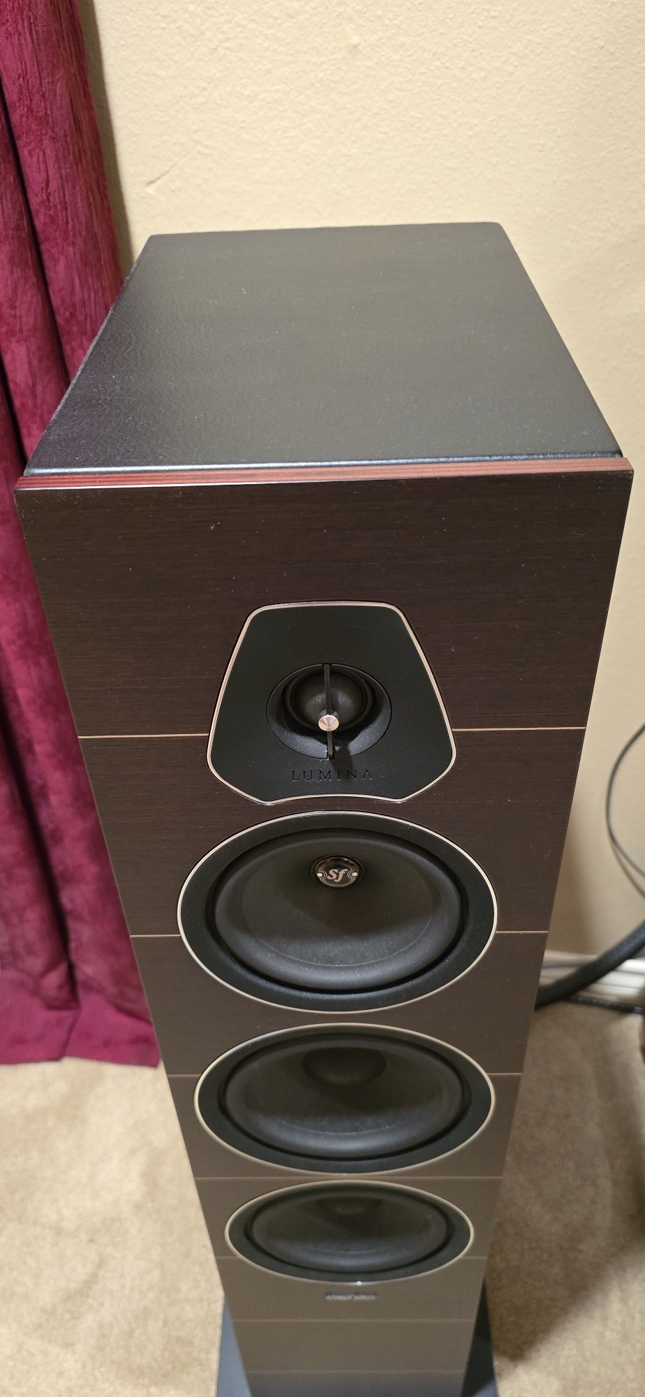 Sonus Faber Lumina V speakers -- pristine in Wenge finish 7