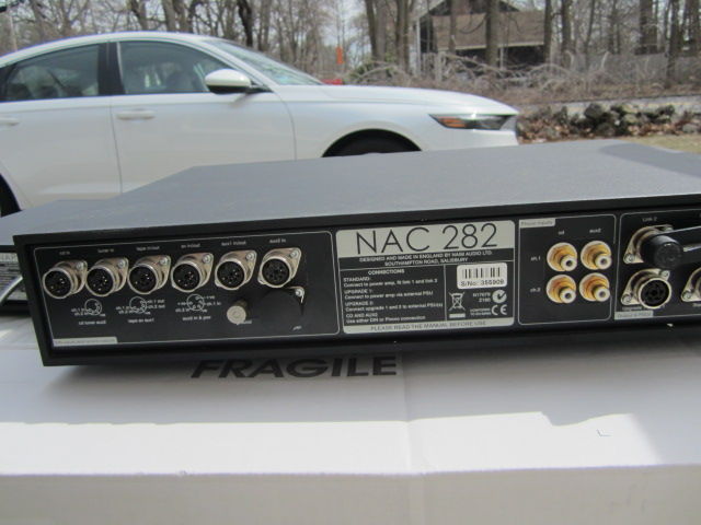 Naim NAC 282 pre amp with Hicap DR 2