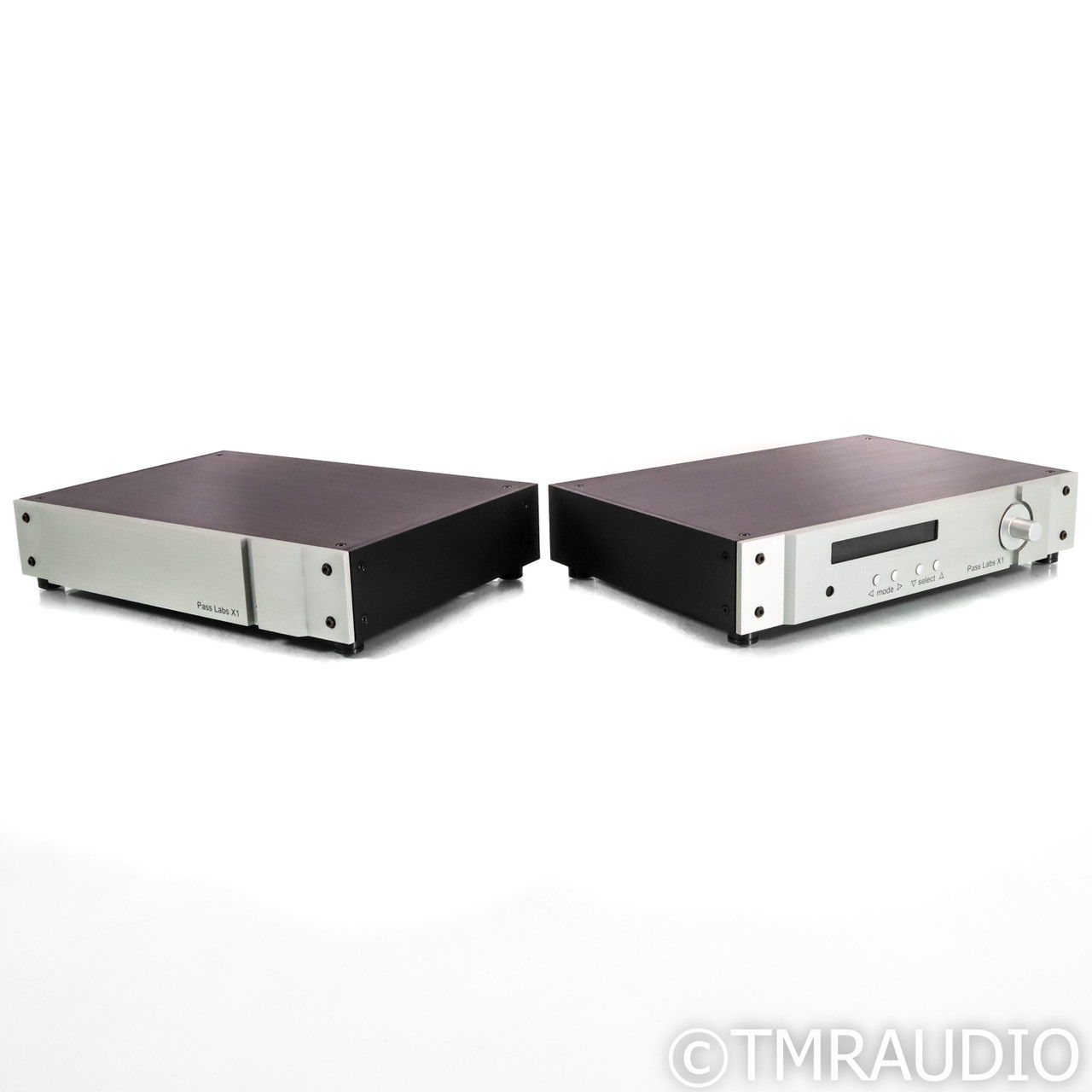 Pass Labs X1 Stereo Preamplifier  (64801) 3