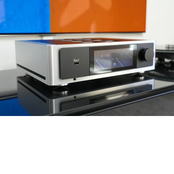 NAD M33 Master Series Streaming DAC Integrated Amplifier