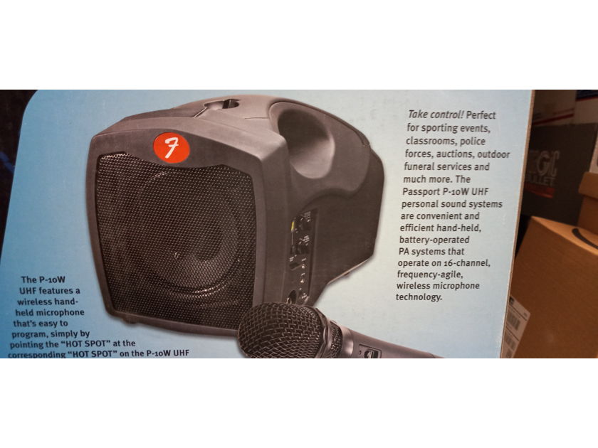 Fender Compact Mini Wireless UHF Portable PA System - PLEASE MAKE AN OFFER- PRICE REDUCED to $525 BRAND NEW