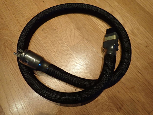 Shunyata Research Cobra Zitron Powersnake cable C-19 20amp
