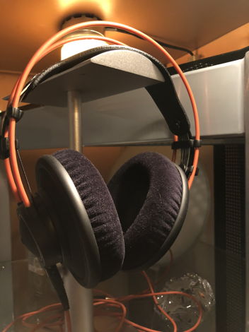 AKG K712 Pro studio headphones