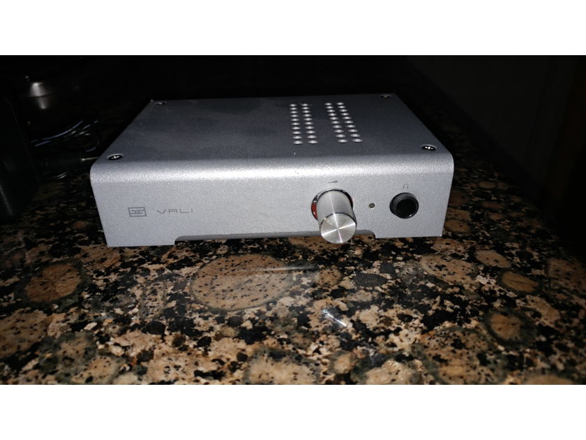 Schiit Audio Vali Vacuum Tube Headphone Amplifier, Free Shipping!