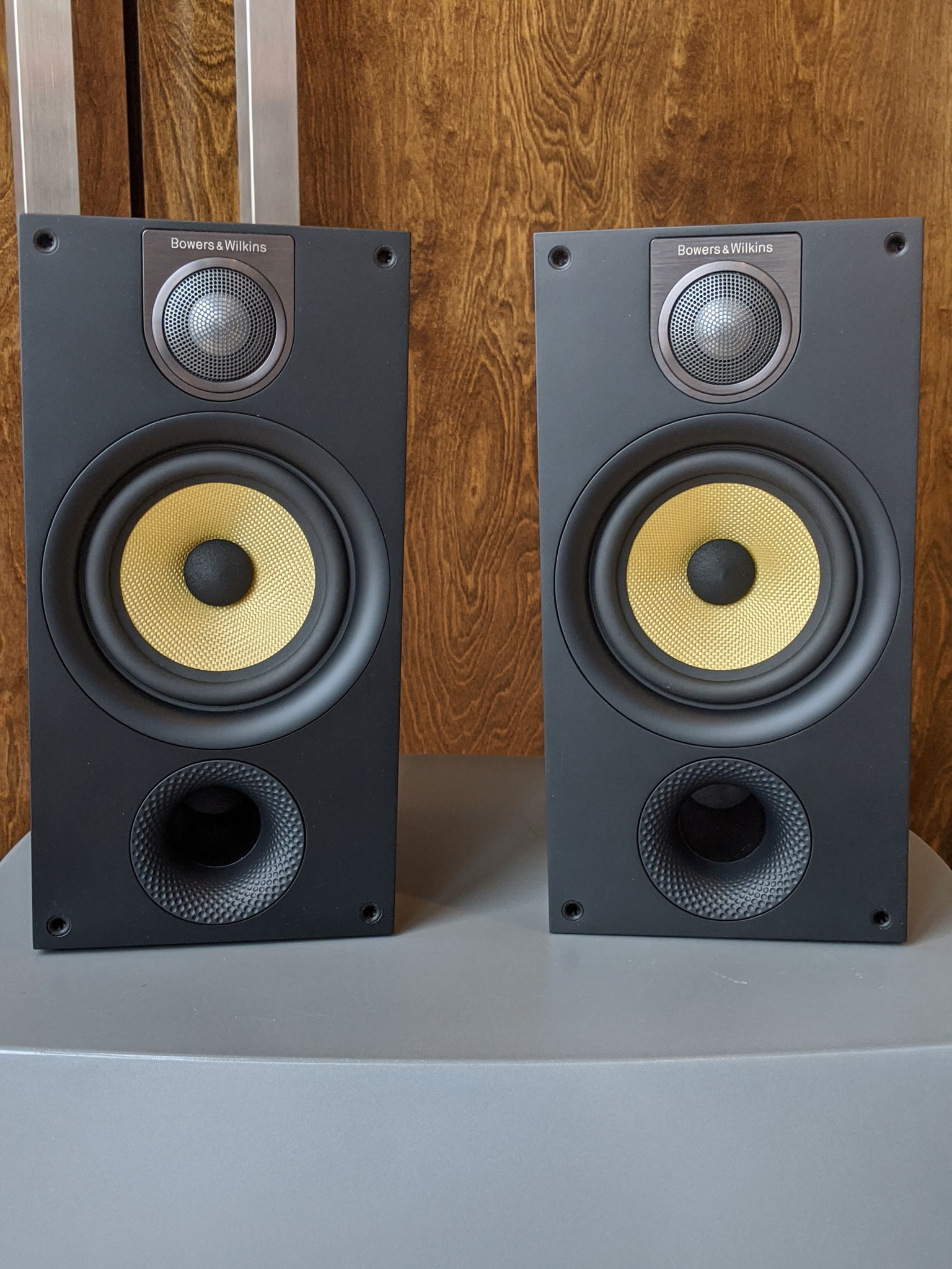 B W 686 S2 2 Way Bookshelf Speakers Monitors Ann Arbor