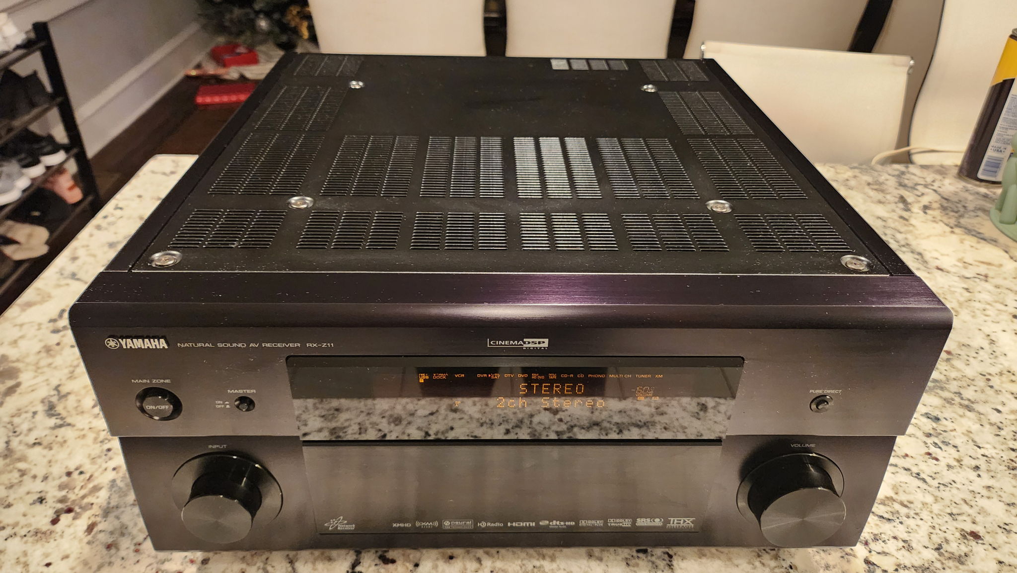 Yamaha RX-Z11 Receiver. 2