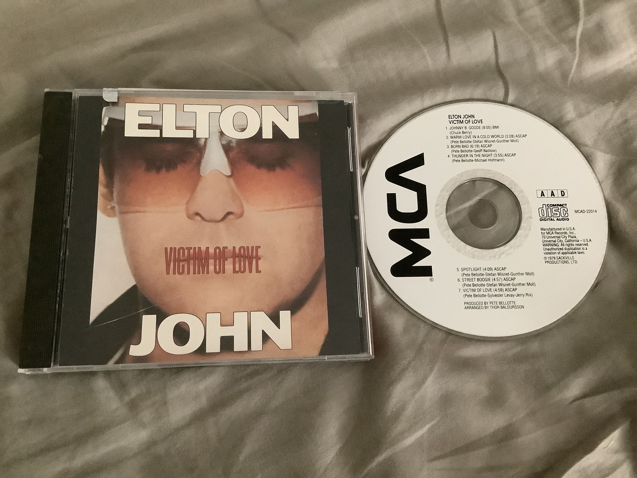 Elton John  Victim Of Love