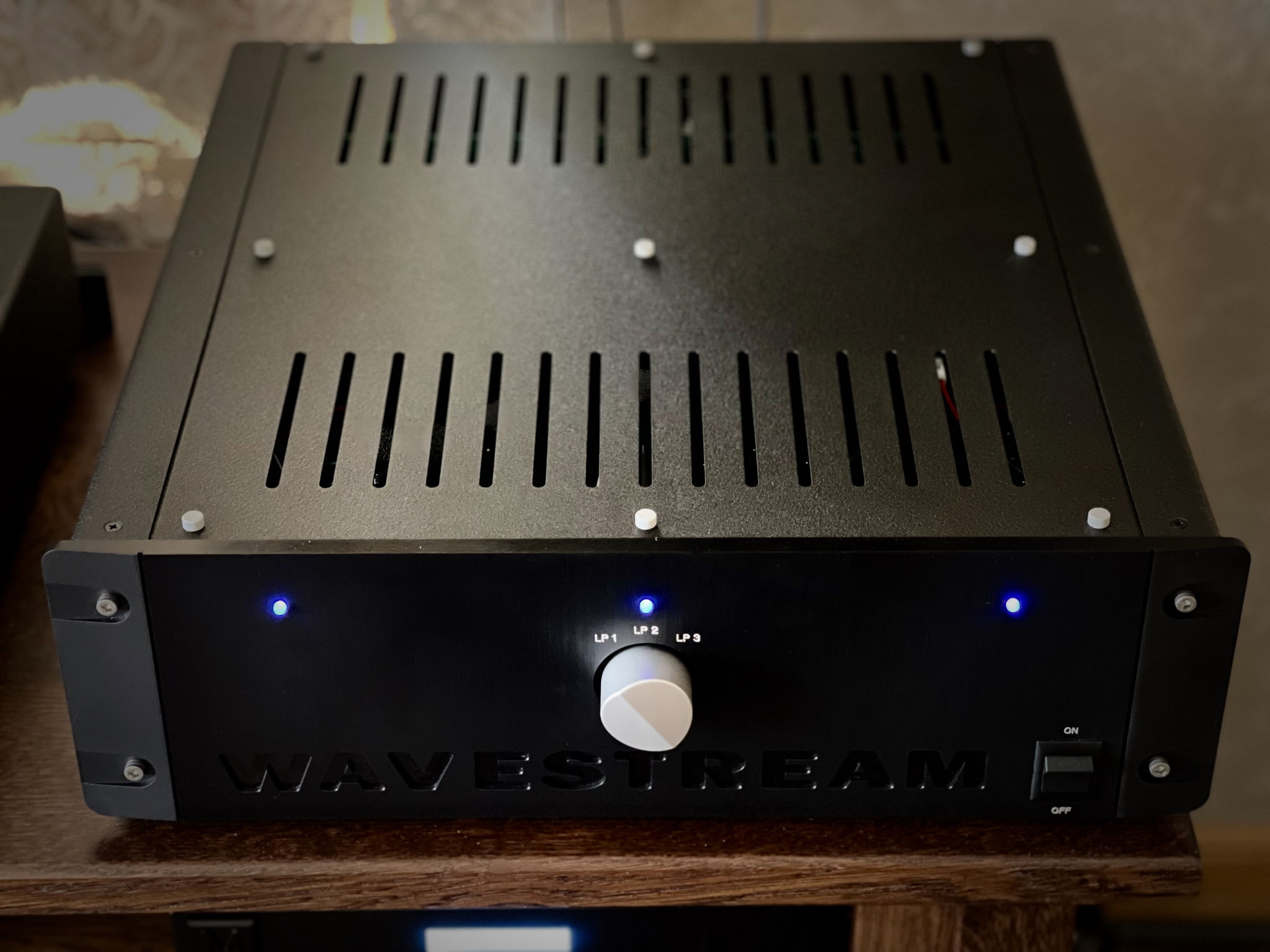 Wavestream Kinetics Deluxe Level 5.1 Reference Phono Amp with Outboard Power Supply PhonoStage