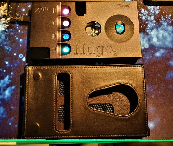 Chord Hugo2/2Go compo with Custom made Leather case (Pr...
