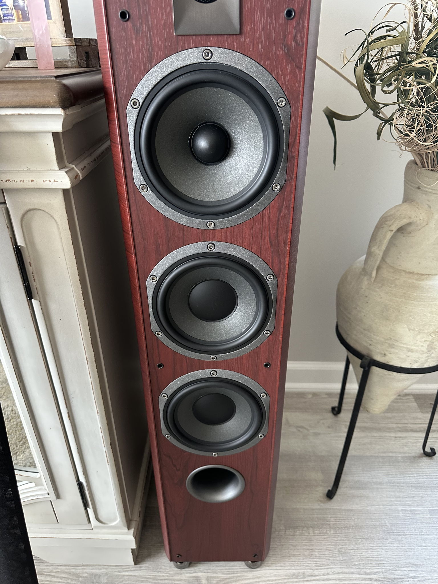 FOCAL SPEAKERS & NAD HOME THEATER SYSTEM (HIGH END) Pri... 4