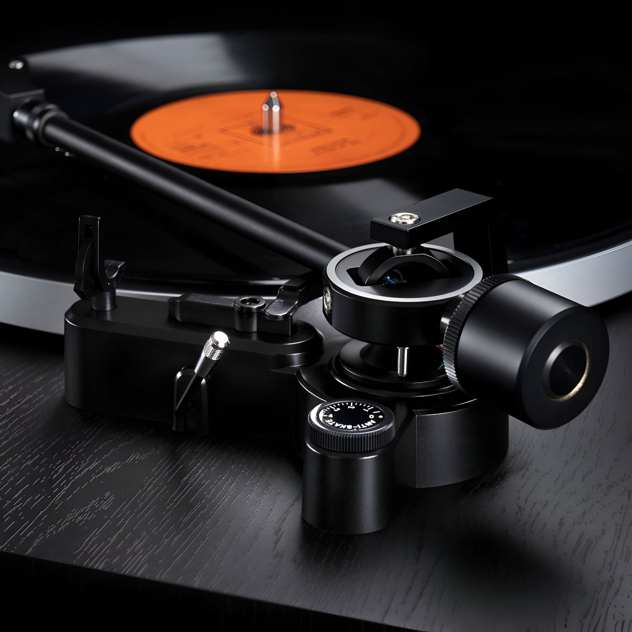 German-Engineered Dual CS-518 Turntable with Ortofon Ca... 8