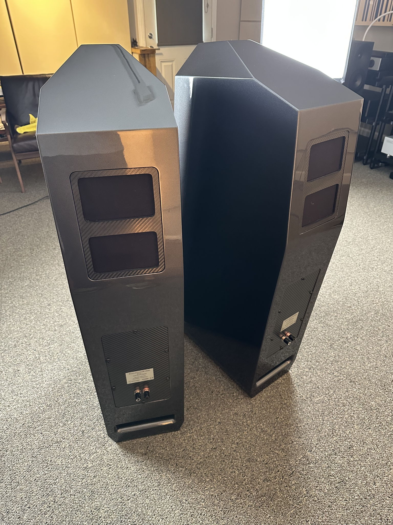 EgglestonWorks Kiva 2 4