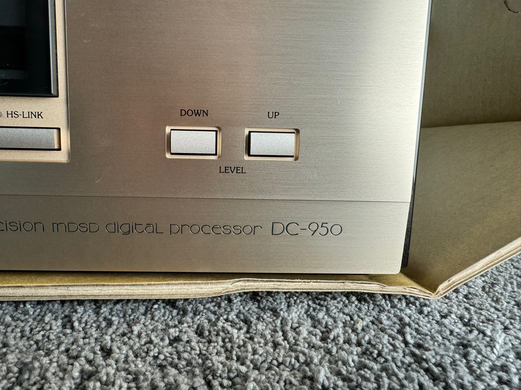 Accuphase DP-950 with DC-950 CD-Transport and DAC 7