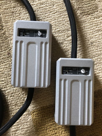 MIT Cables MA-X Interconnect Rev 1: 2M RCA