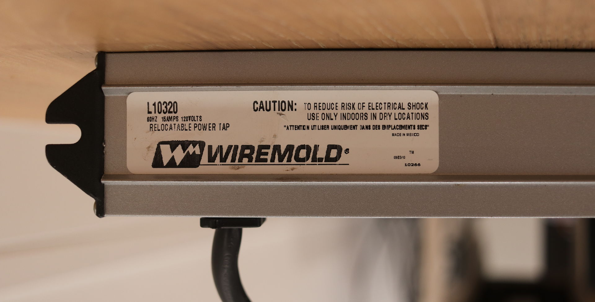 Wiremold & Legrand L10320 power strips 6