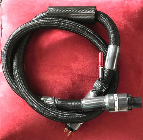 Synergistic Research Atmosphire Level 2 5' Power Cord