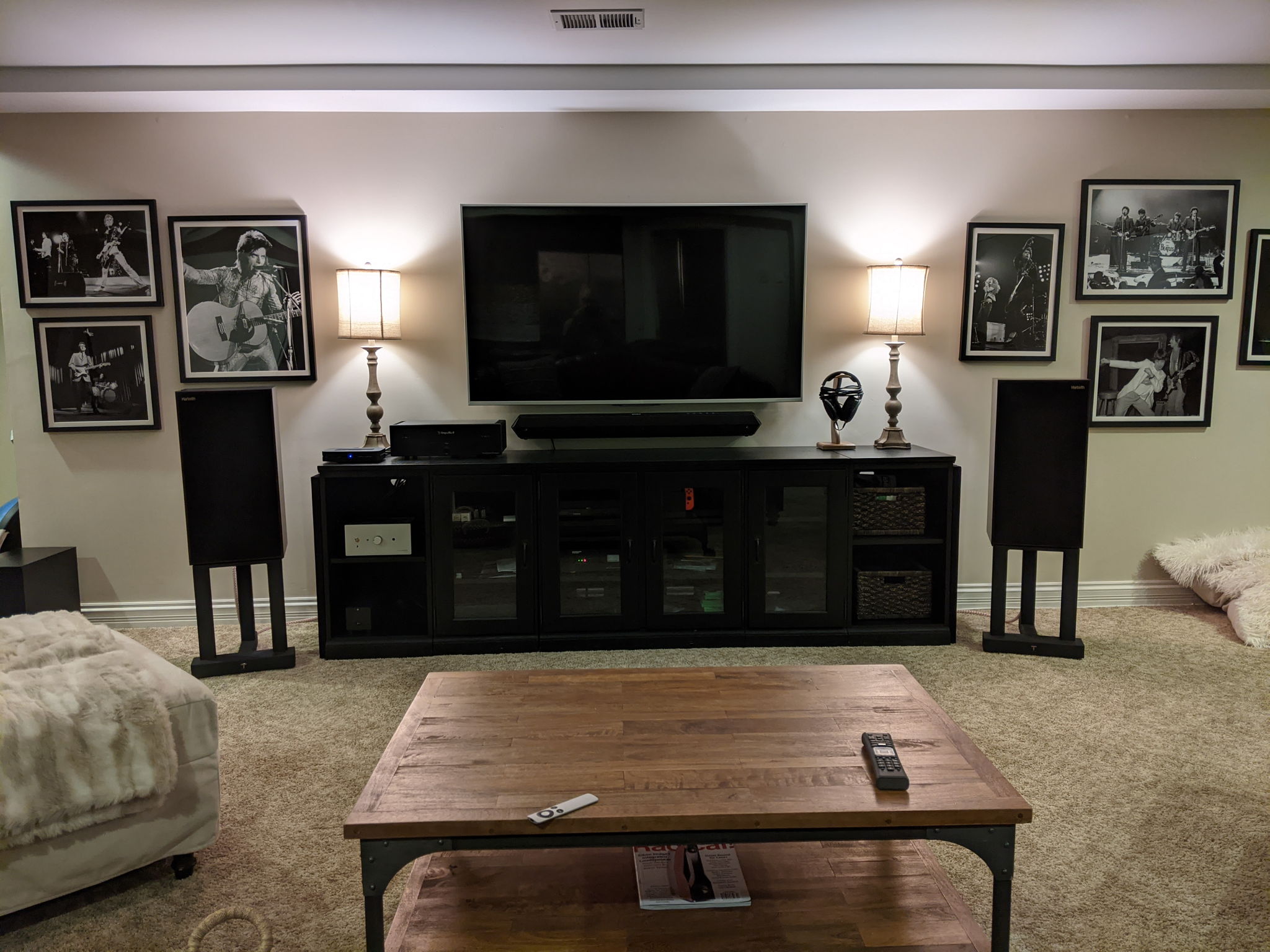 Harbeth-SST-MicroZotl-Bluesound