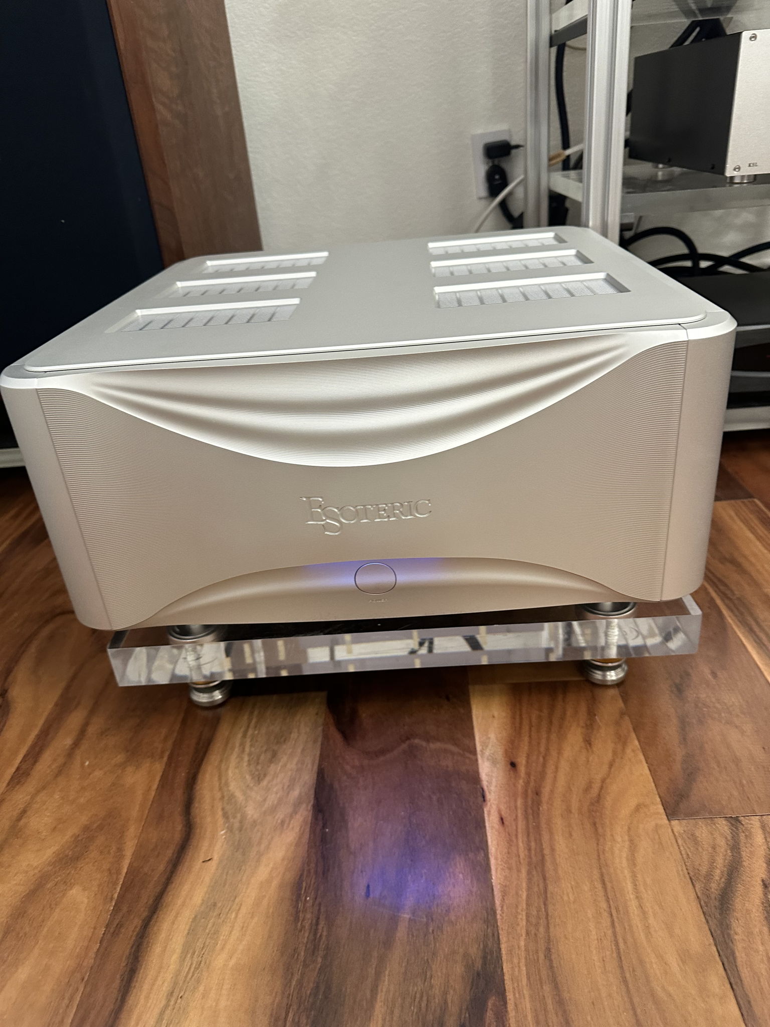 Esoteric Grandioso M1 Monoblocks Audio Power Amplifier 3