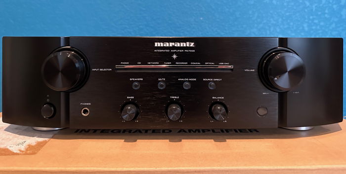 Marantz  PM7005 Integrated Amplifier - Price reduced