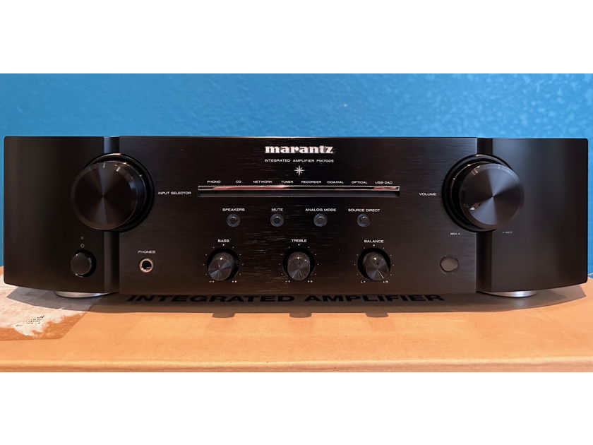 Marantz  PM7005 Integrated Amplifier - Price reduced