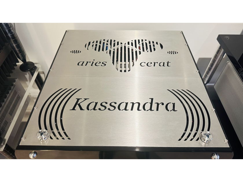 Aries Cerat Kassandra II Reference Dac Latest Model only 3 Month old less then 200hr