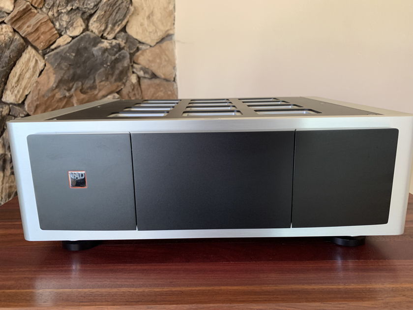 NAD Master Series M27 7 Channel Amplifier