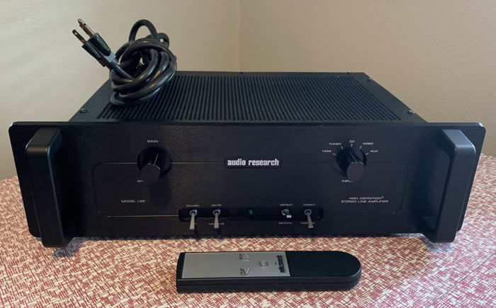 Audio Research  LS2B MKII R tube preamplifier with remo...