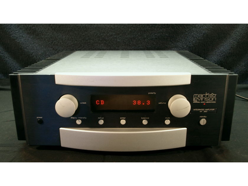 Mark Levinson  No. 383 INTEGRATED AMP, 100 WATTS RMS, EXCELLENT