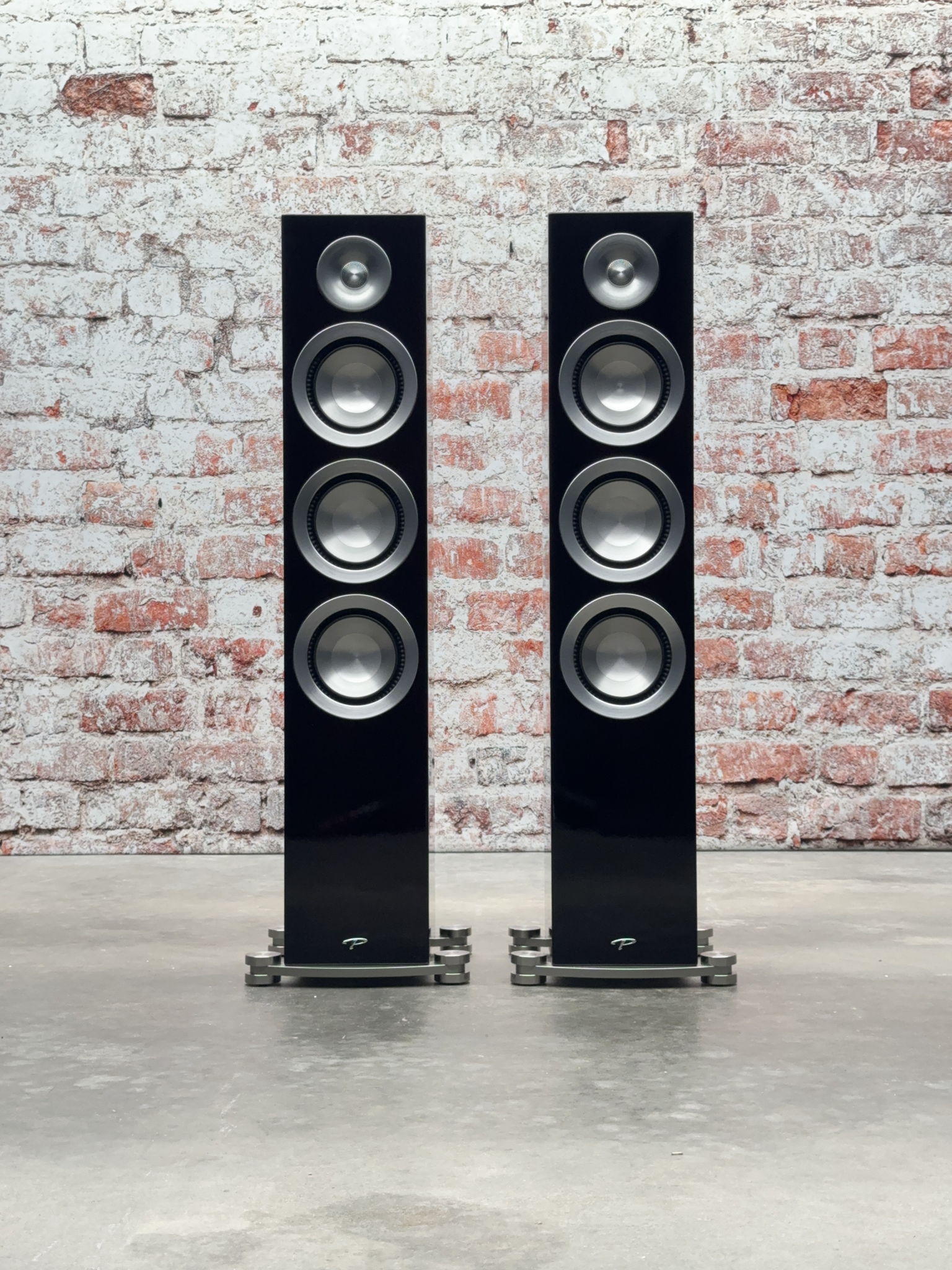 Paradigm Prestige 75F in Gloss Black