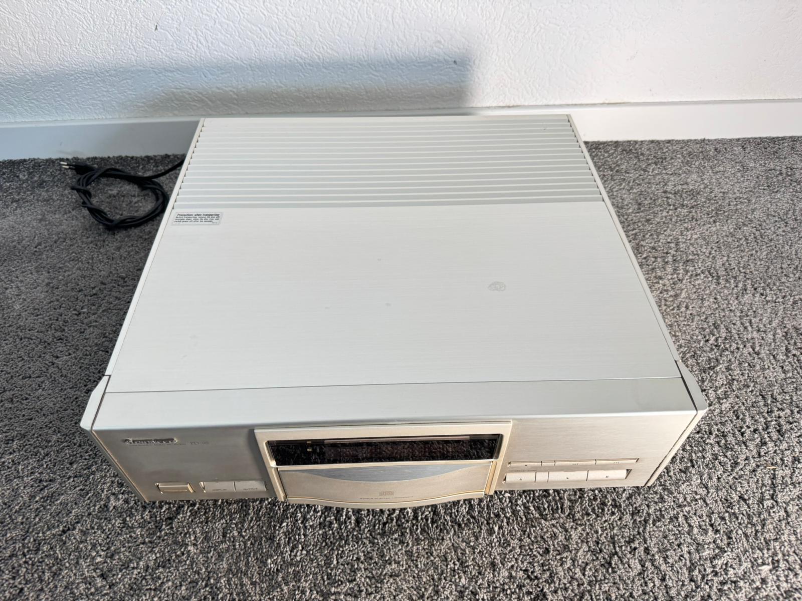 Pioneer PD-95 CD-Player in silver 2