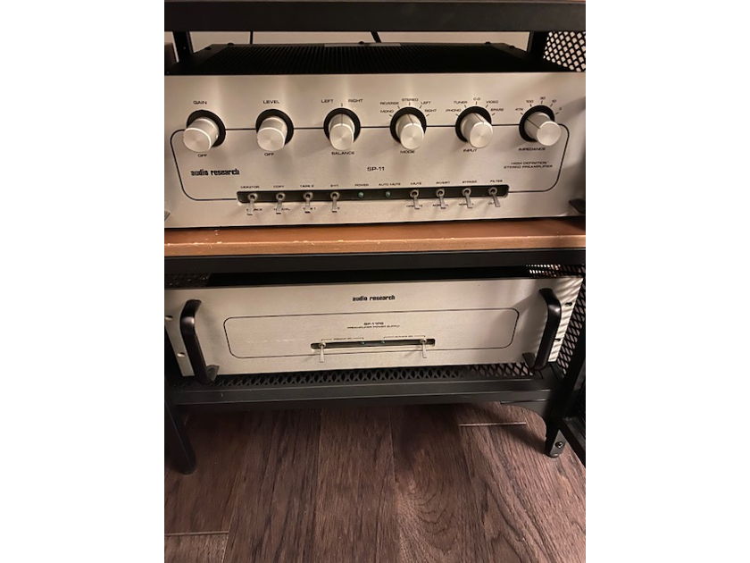 SOLD:Audio Research SP-11