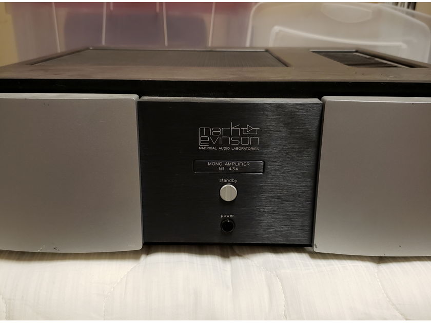 Mark Levinson  434 Mono Amplifier