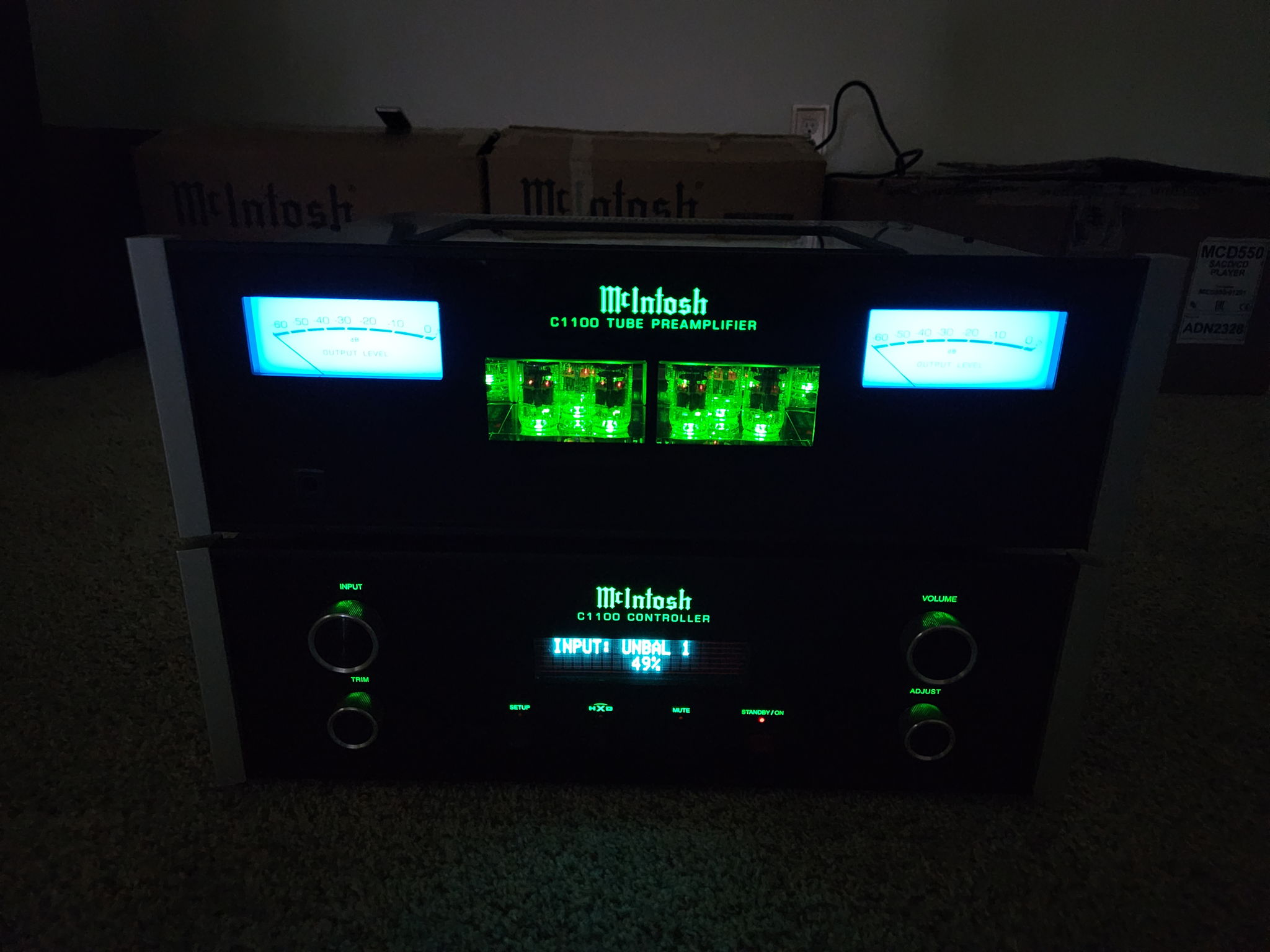 McIntosh C1100T and C1100C Tube Pre-amp 10