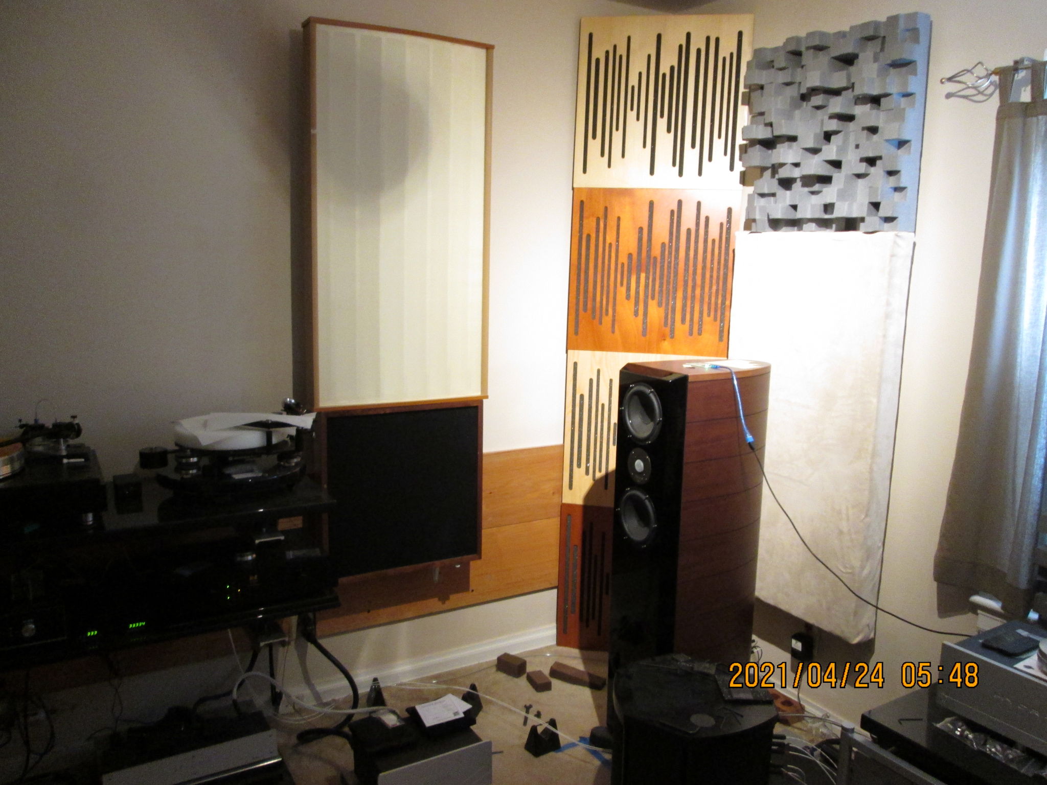 Current acoustic treatment placement