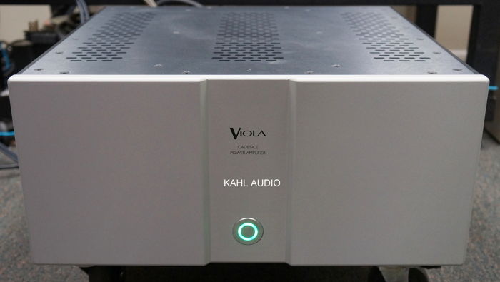 Viola Audio Labs Cadence Reference stereo amplifier. Lo...