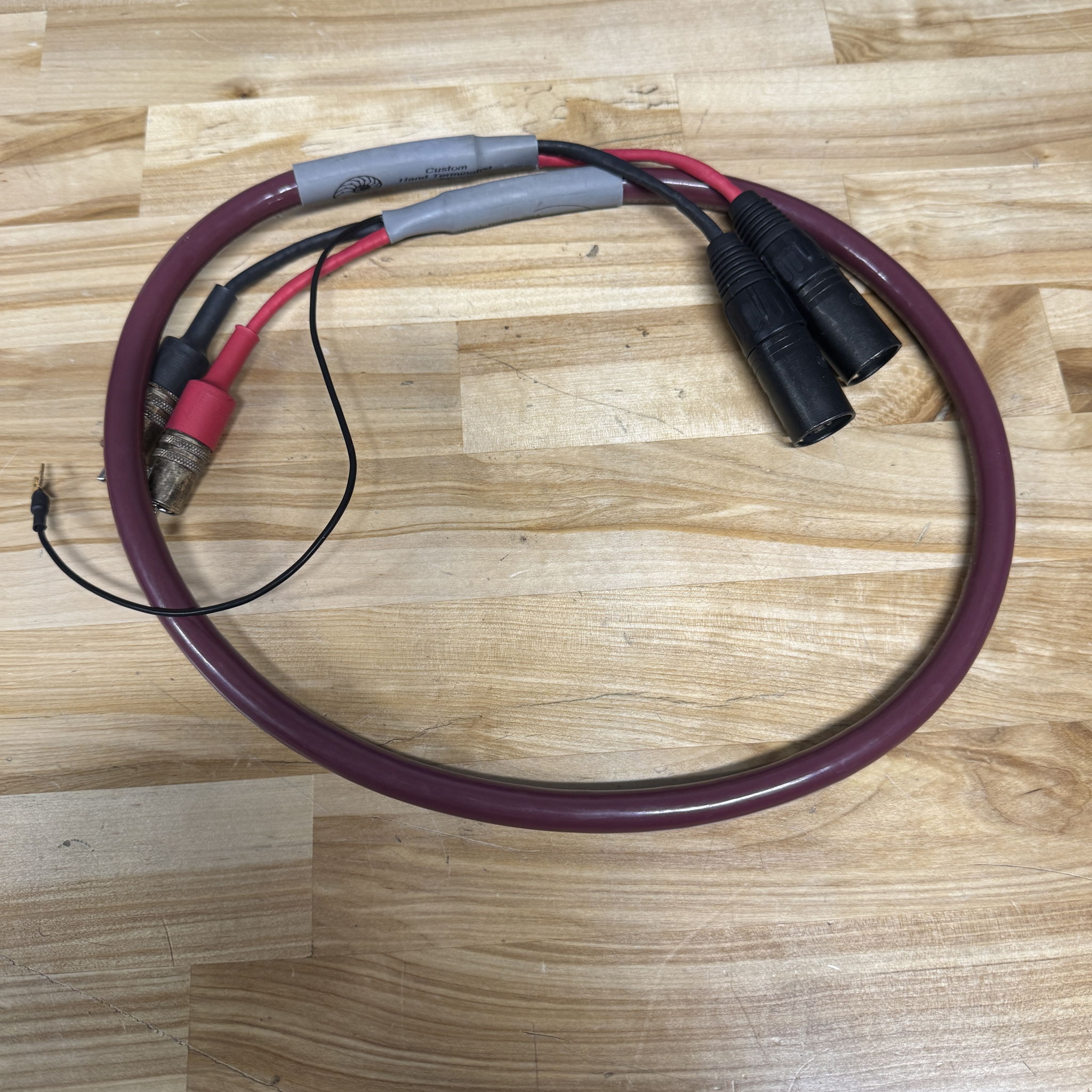 Cardas Golden Cross Phono Cable RCA to XLR – 1 Meter