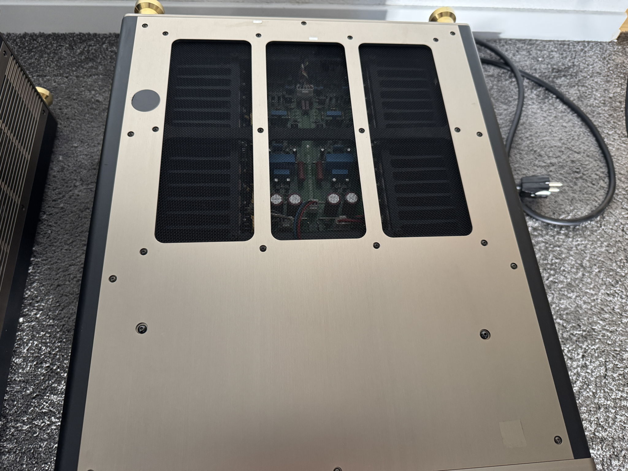 Stax DMA-X2 Class A power amplifier 11