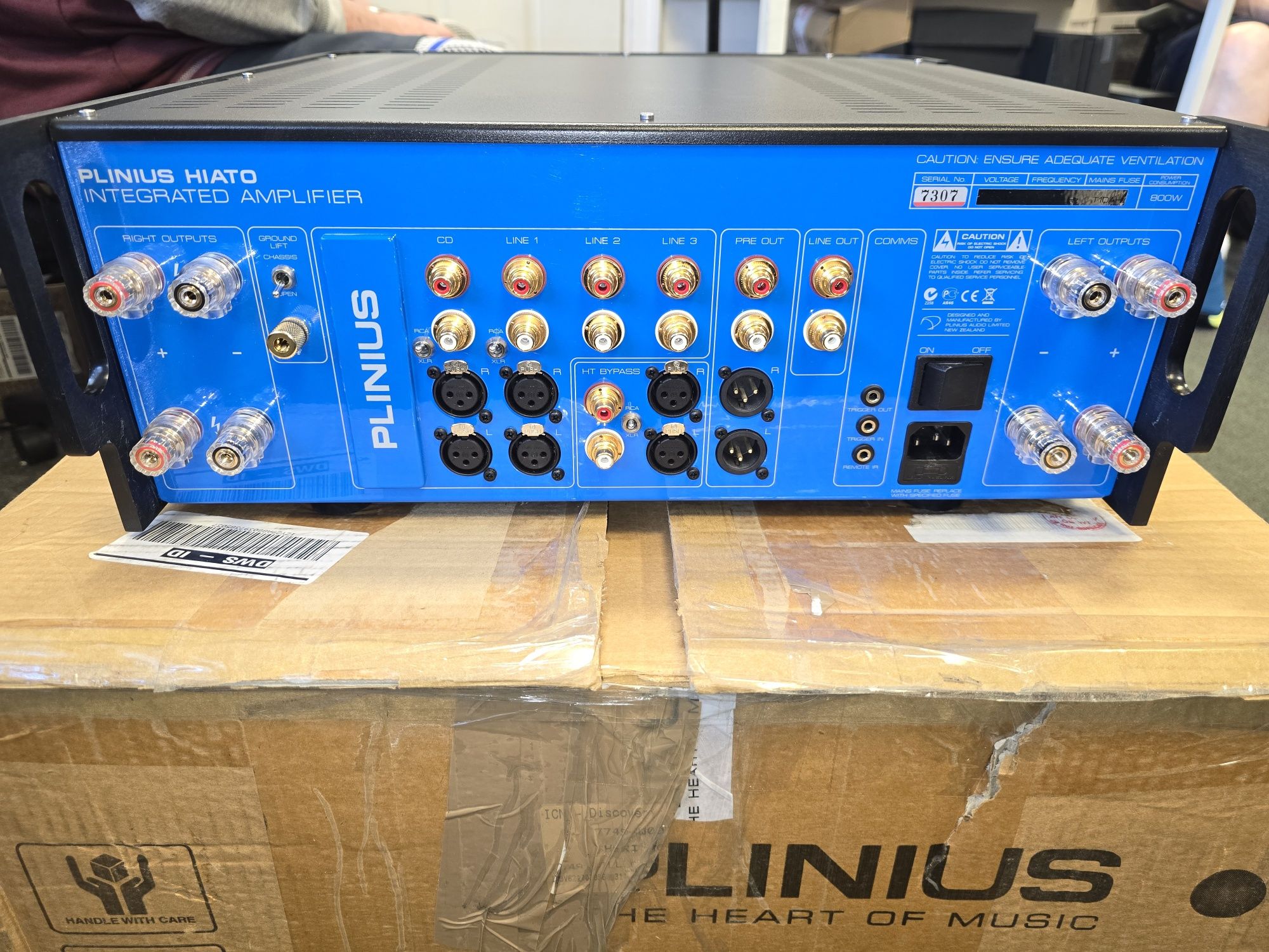 Plinius Hiato integrated amplifier 4