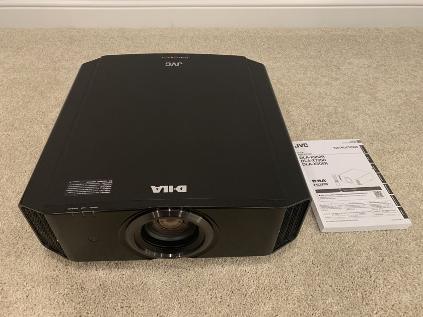 JVC DLA-X500 4K E-shift anamorphic projector, great price!