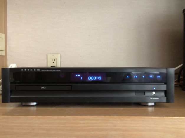 Anthem BLX 200 BluRay DVD and CD Player PRICE REDUCTION